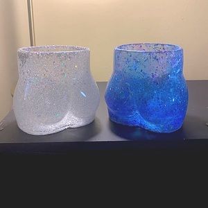 Butt Shaped Vases